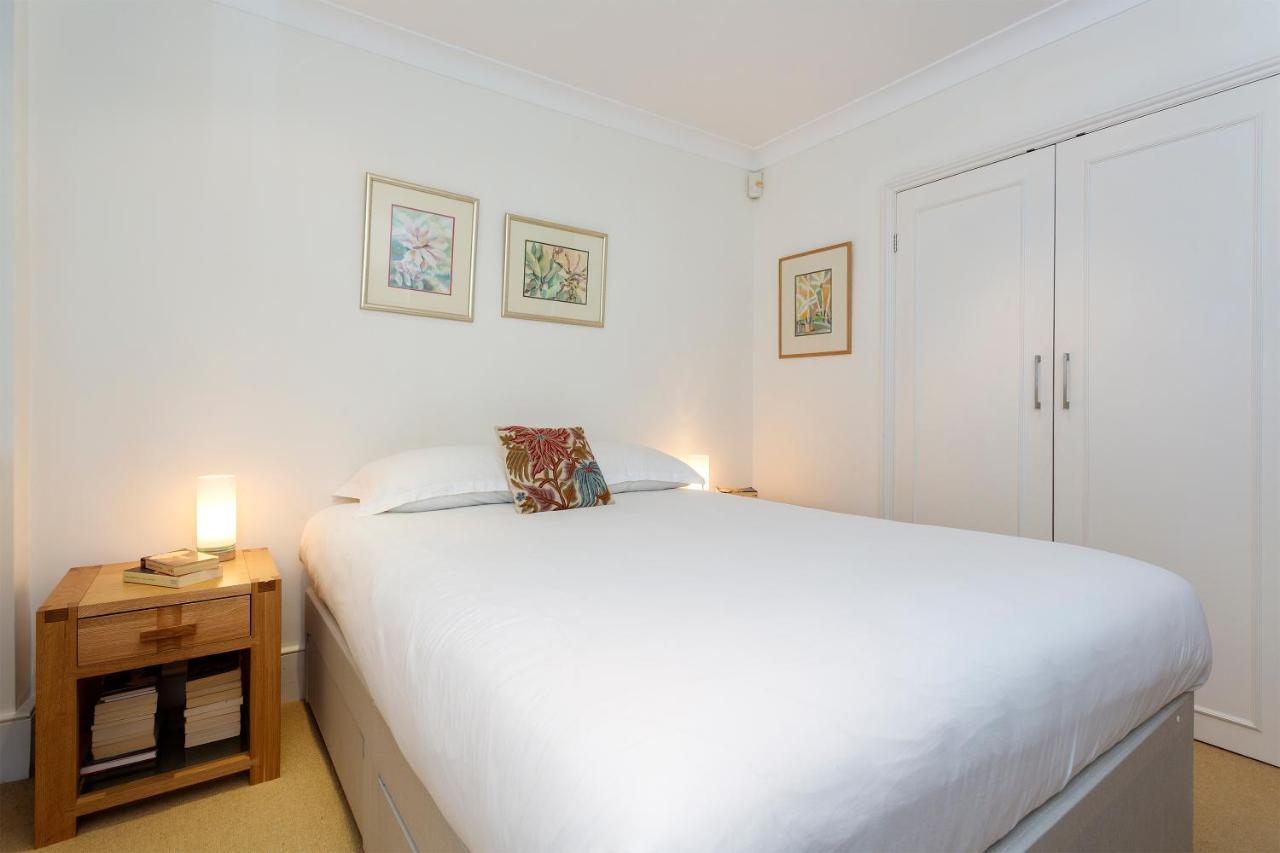 Veeve - South Kensington Garden Apartment ロンドン エクステリア 写真